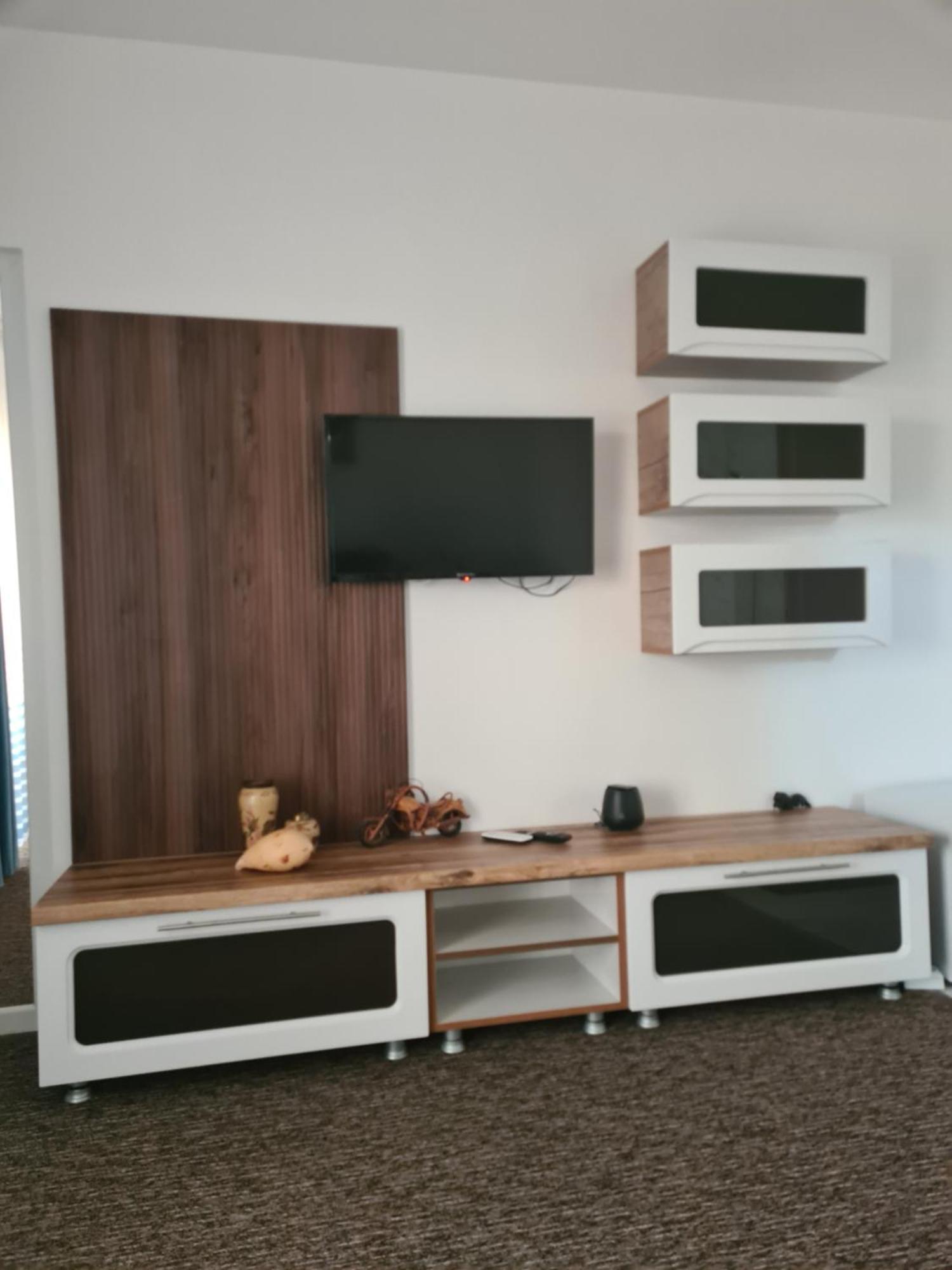 Ostrovu Corbului Danube Home מראה חיצוני תמונה